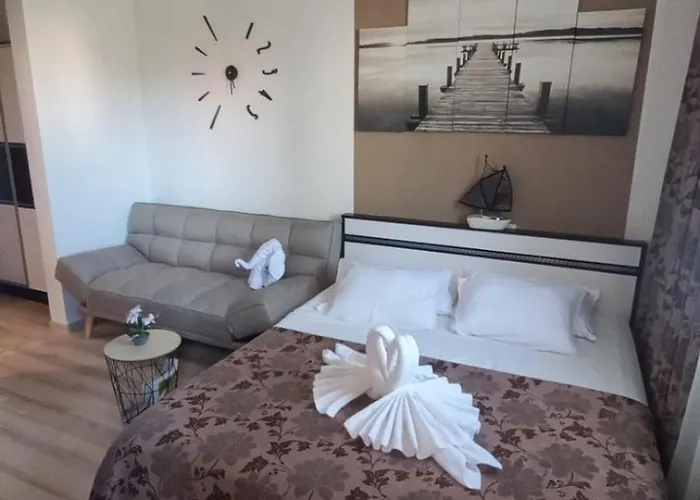 под наем с208 в афродита гарденс Солнечный берег